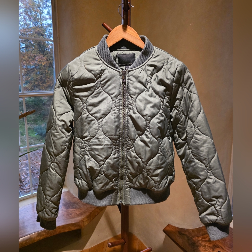 Banana Republic Womens Quilted Puffer Jacket - Olive